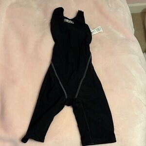 Arena Powerskin ST Next US 28